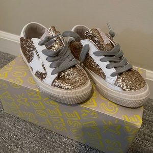 Girls Golden Goose gymshoes
